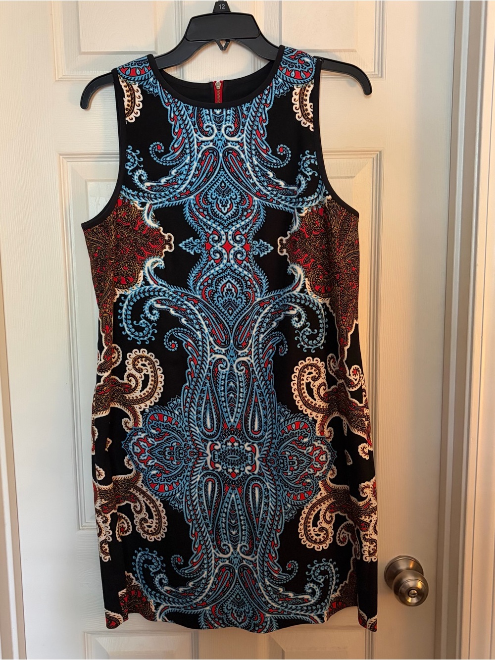 Maggie London Sleeveless Black Paisley-Print Shift Dress SZ 12